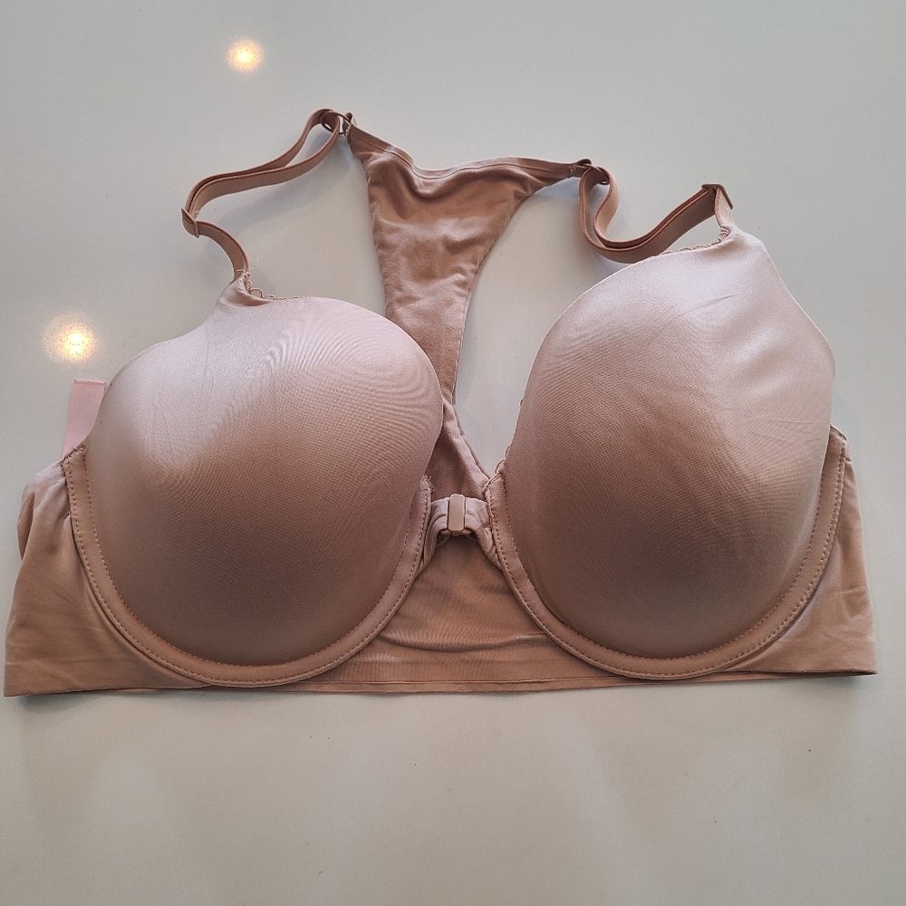 Victoria's Secret Body By Victoria Lined Perfect Coverage Bra in Size 36D
